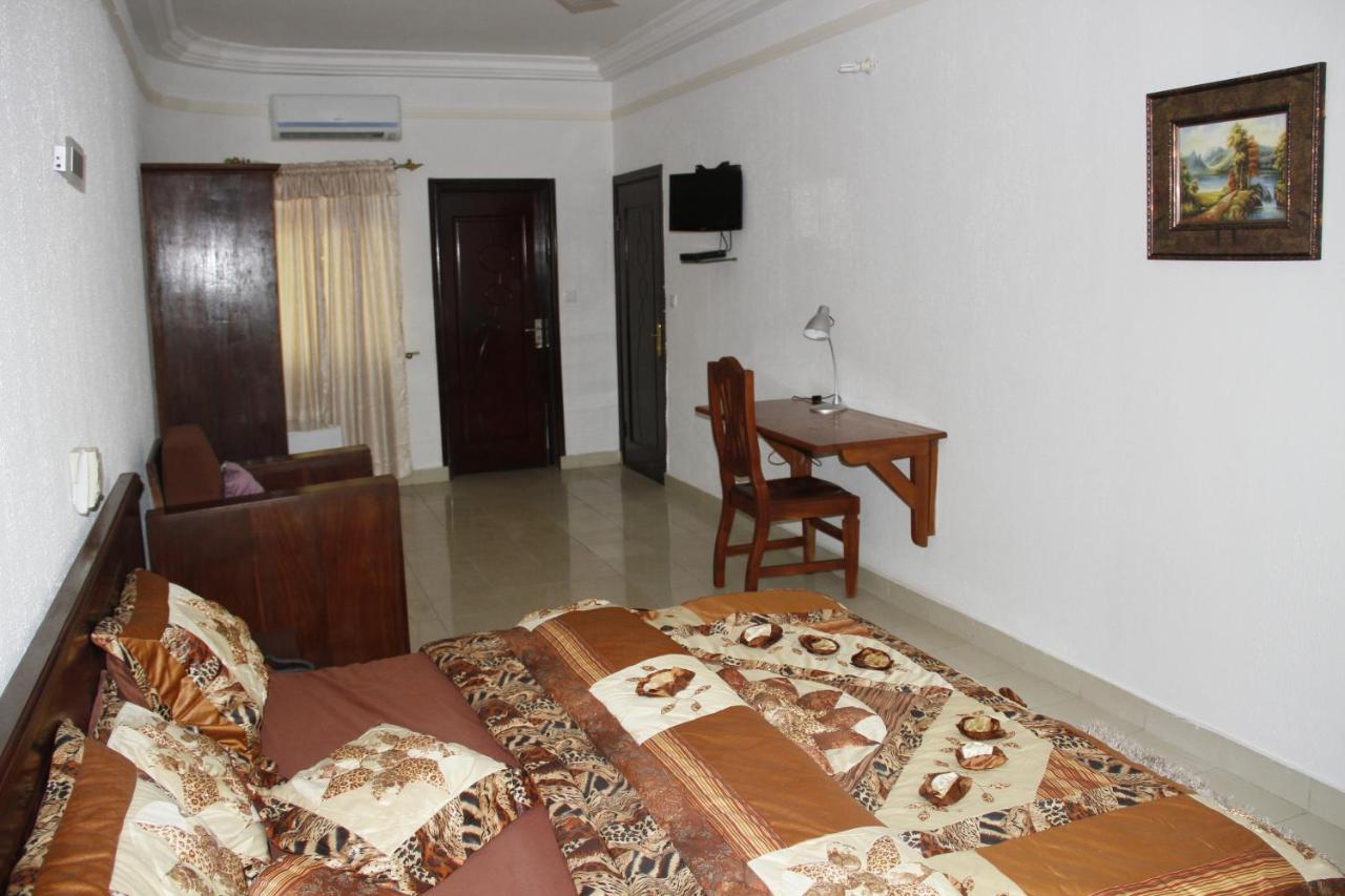 Amazing Grace Residence Cotonou Exterior photo