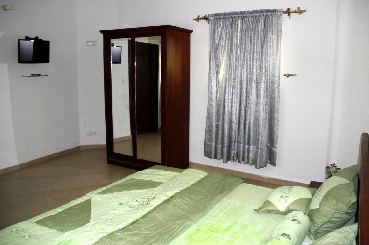 Amazing Grace Residence Cotonou Exterior photo